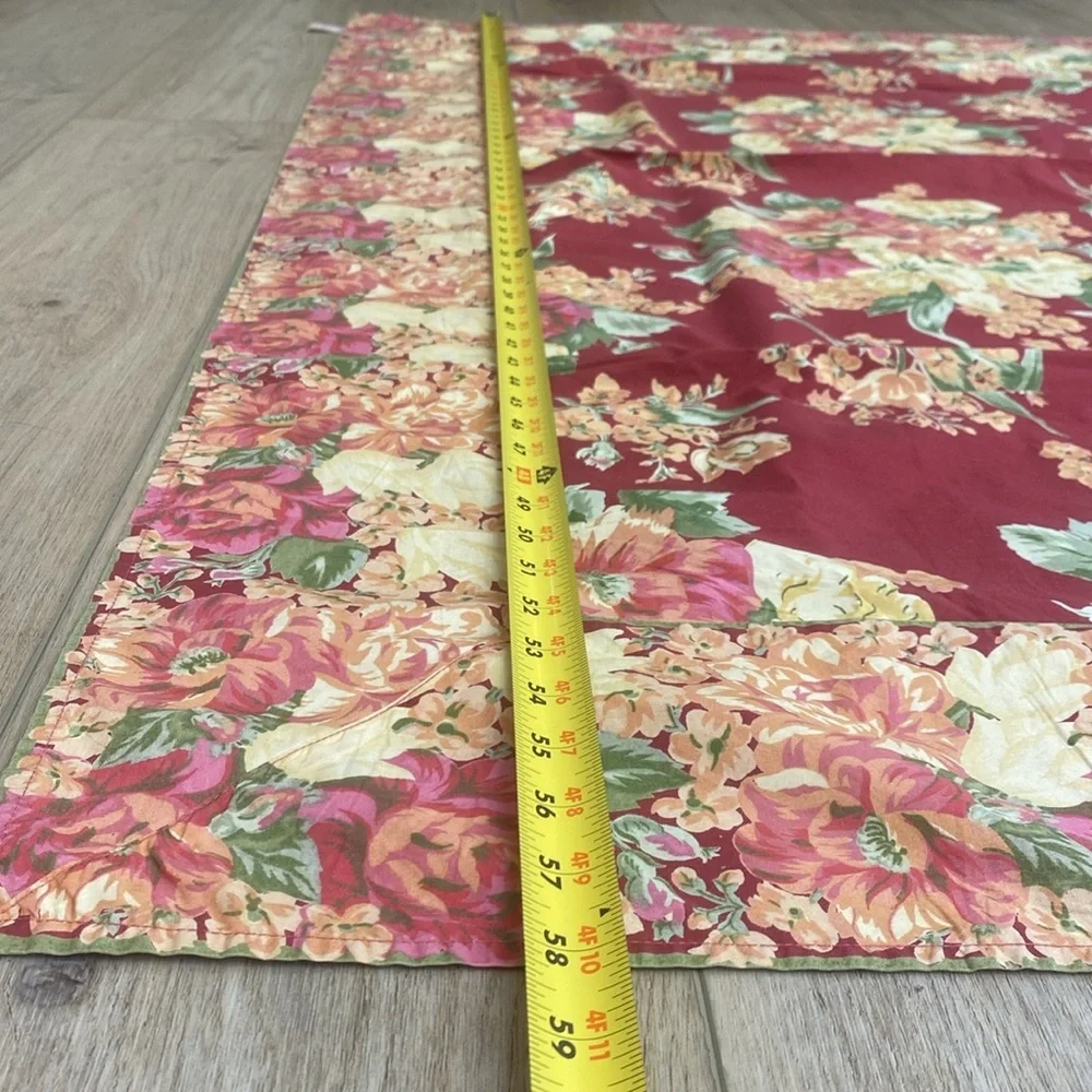 Vintage April‎ Cornell Rectangle Tablecloth